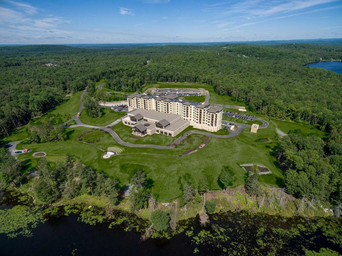 Yo1 Longevity & Health Resorts, Catskills Monticello Exterior photo